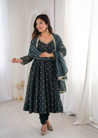 Kiara Crunchy Silk Jacquard Gown Set