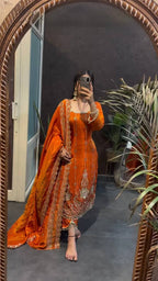 Zyvana Fendy Silk Long Kurti Set