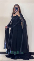 Elegant Faux Georgette Suit Set