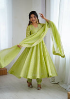 Ravelya Roman Silk Flair Suit Set