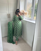 Kiara Fox Georgette Handwork Suit Set
