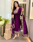 Aarisha Chinon Royale Suit Set