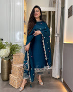 Aarisha Chinon Royale Suit Set