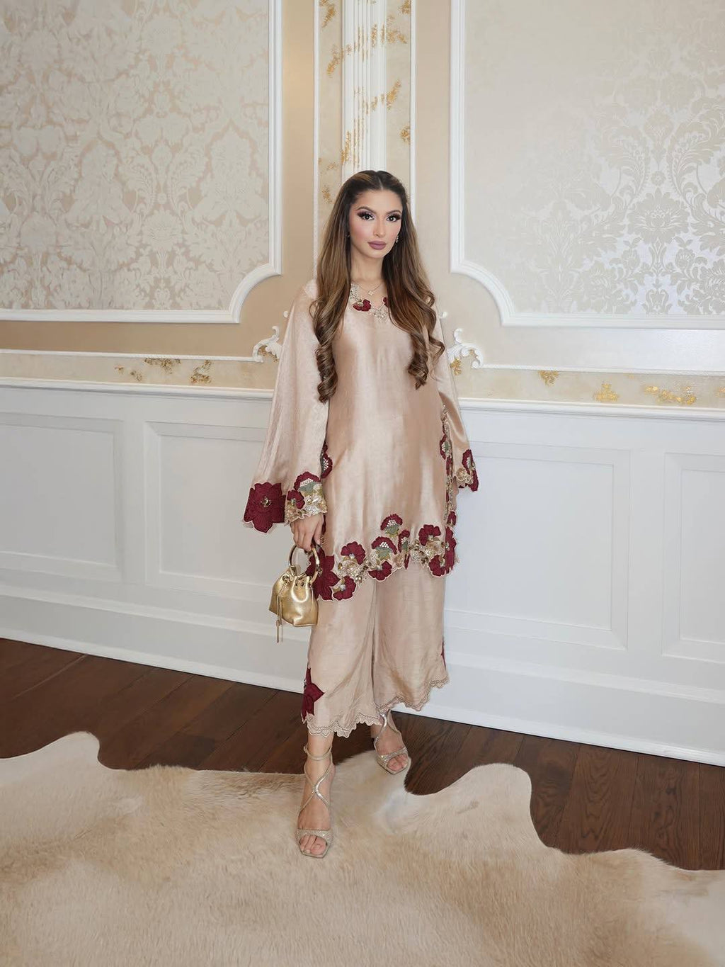 Nooraya Luxe Roman Set